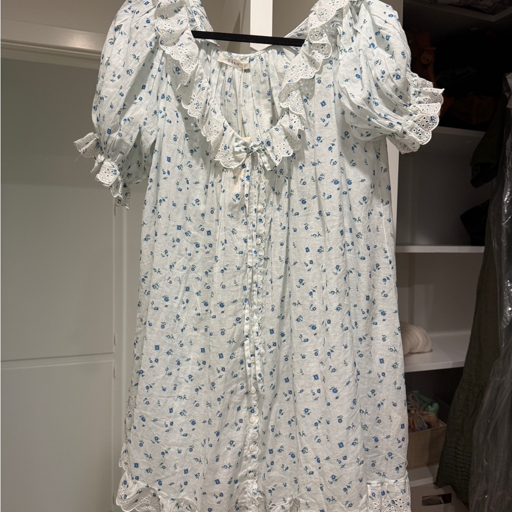 SOLD Doen White and Blue Floral Nightgown